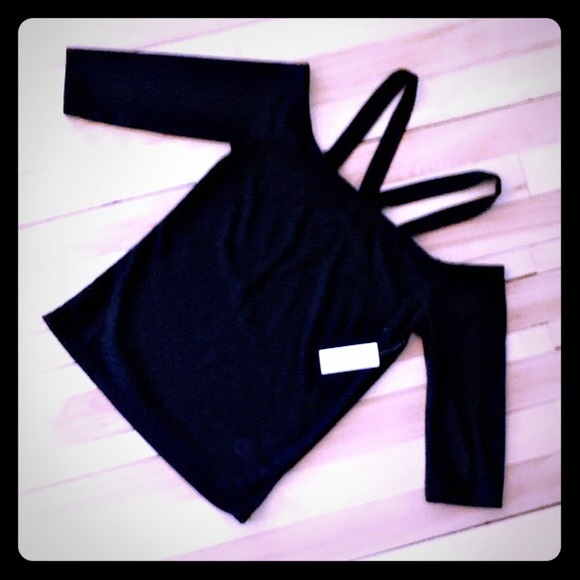 Ardene Tops - Black Tee’s with Strap